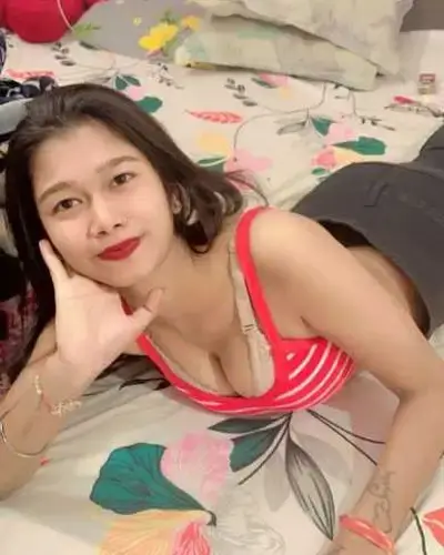 Call Girl in Teen Hath Naka